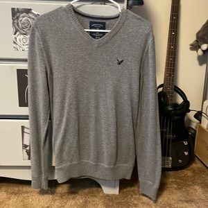Mens XS Gray American Eagle V-neck Sweater